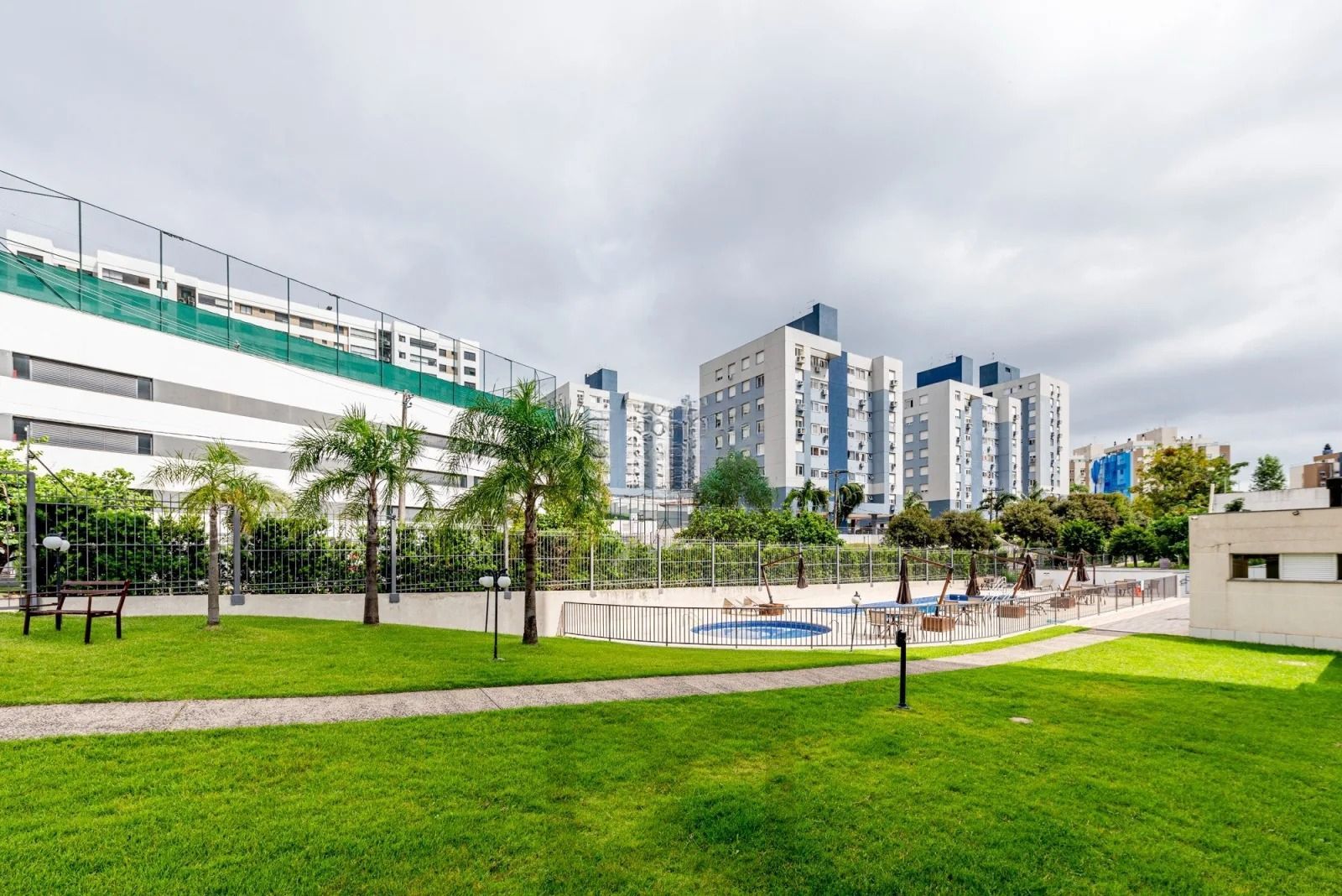 Apartamento Garden Semimobiliado 3 Dormitórios Próximo ao Iguatemi — foto 37