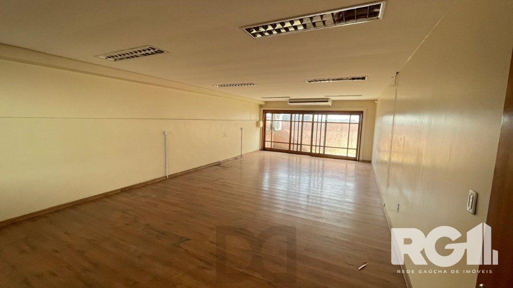 Prédio Comercial Imponente com 1.200m² na Zona Norte de Porto Alegre — foto 35