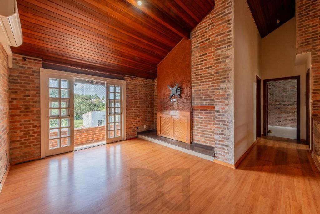 Casa com 4 dormitórios, suíte, churrasqueira e 4 vagas — foto 15
