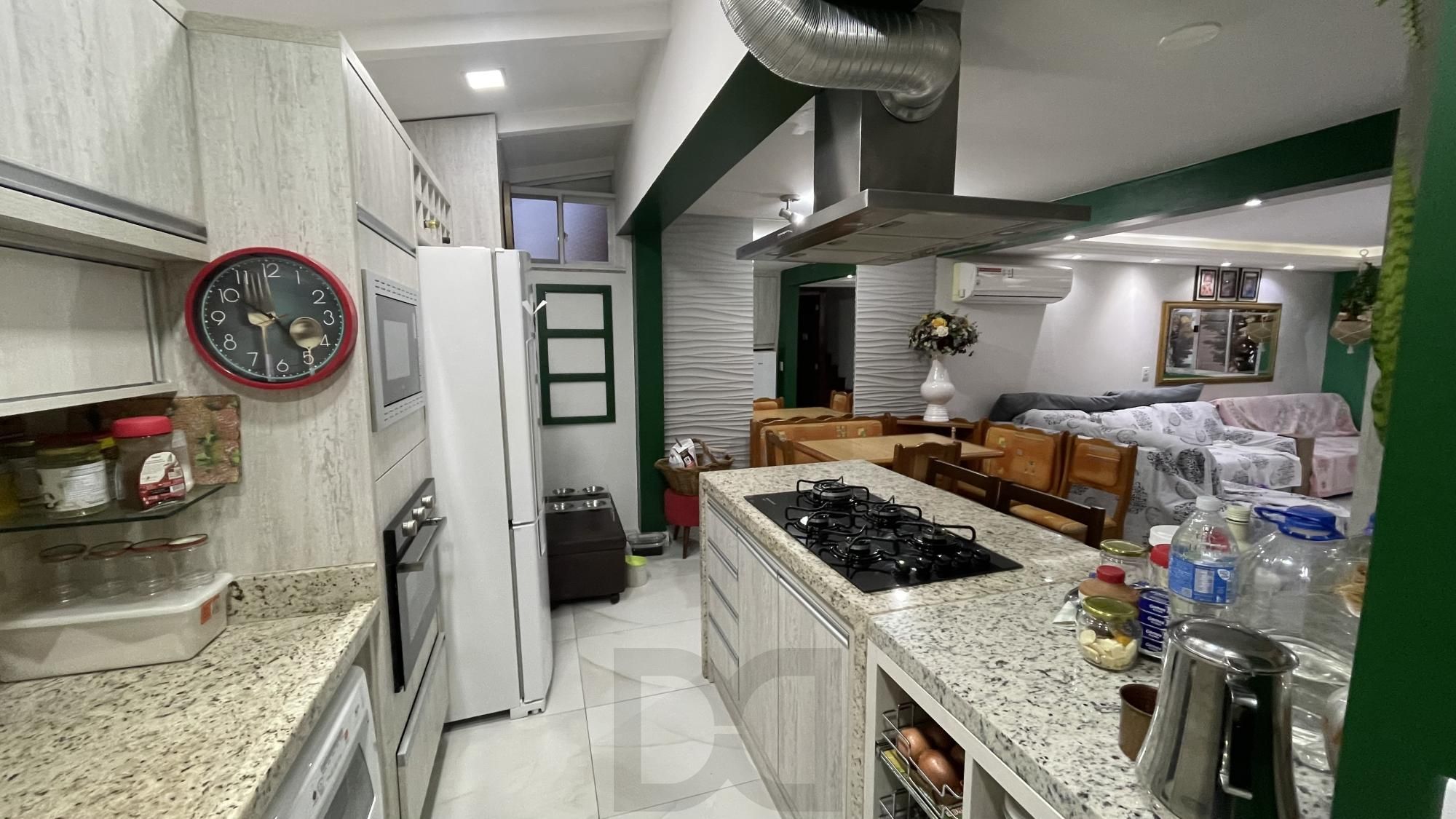 Casa em Condomínio à venda com 3 dormitório, suíte e infra completa. — foto 1
