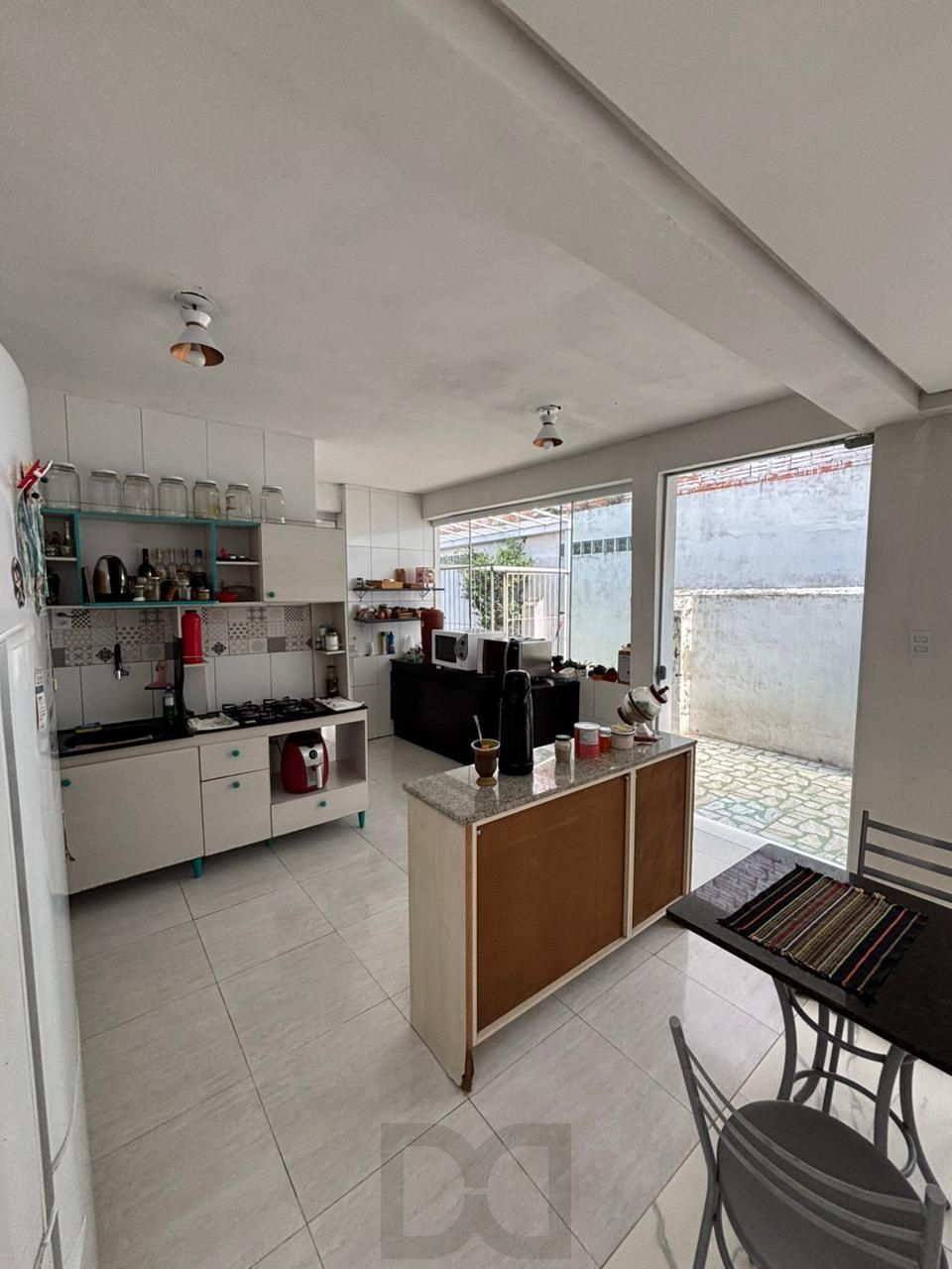 Casa com 177m², localizado no bairro Azenha em Porto Alegre/RS. — foto 12