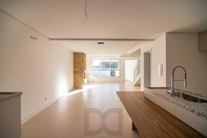 Casa com 120m², localizada no bairro Jardim Itu em Porto Alegre/RS. — foto 3