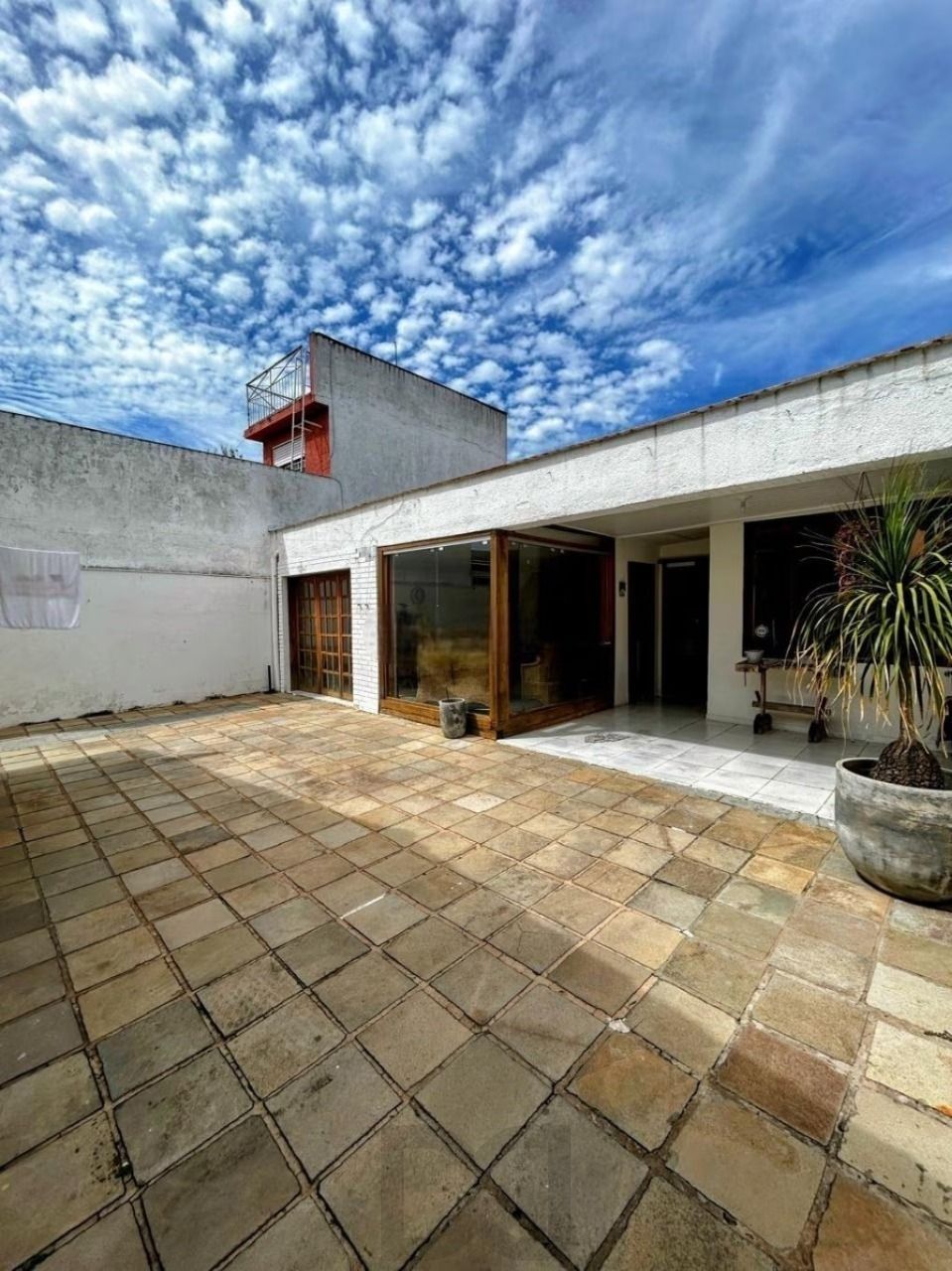 Casa com 170m², localizada no bairro Vila Ipiranga em Porto Alegre/RS. — foto 13
