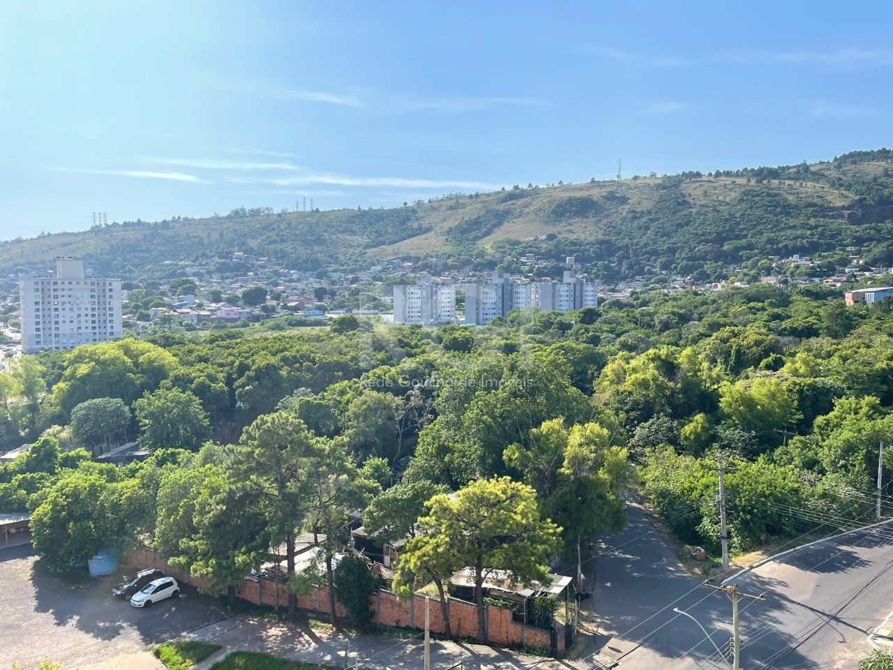 Apartamento com 2 dormitórios, localizado no bairro Morro Santana em Porto Alegre/RS. — foto 16