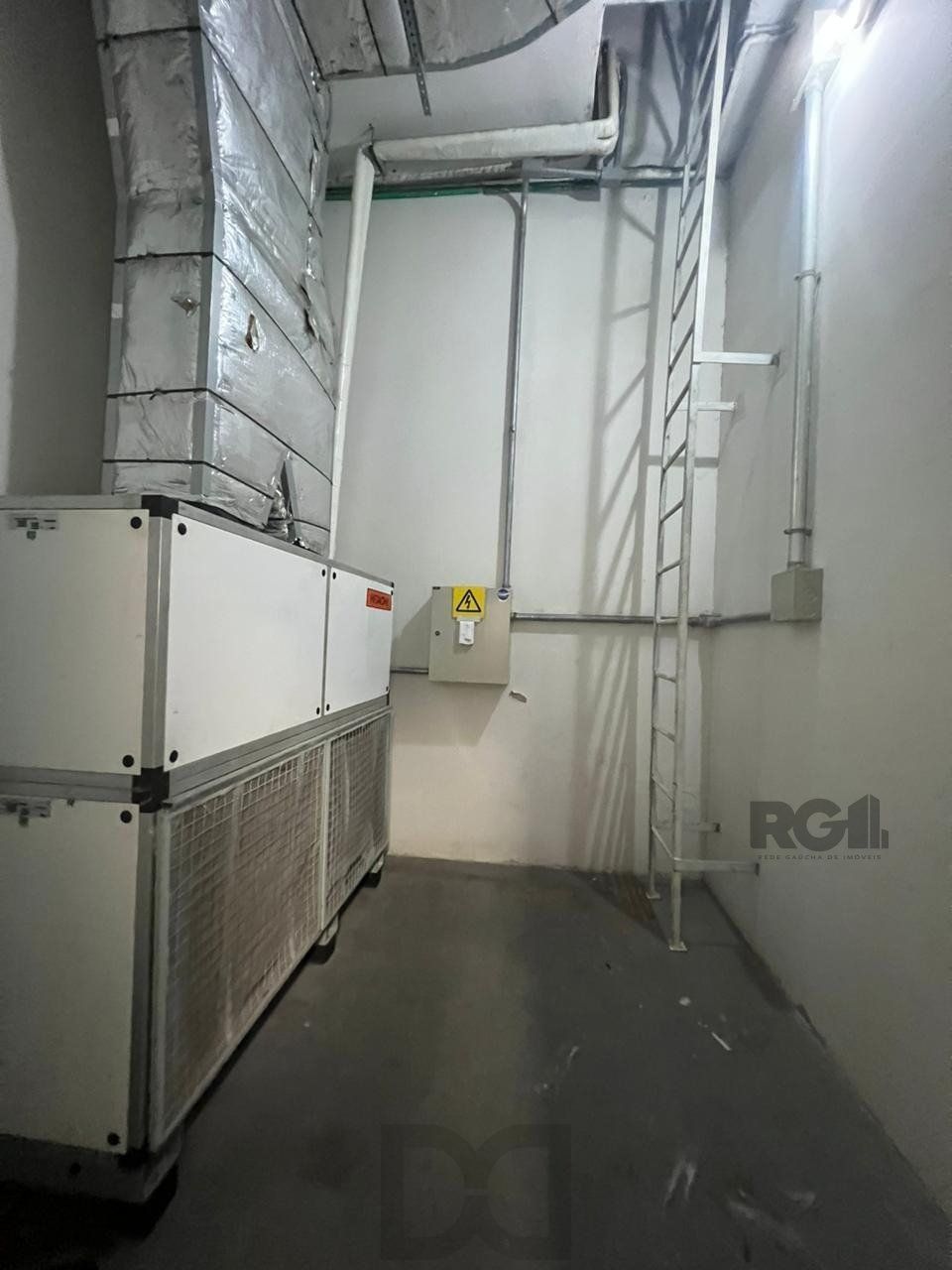 Loja para Venda - 450m², 0 dormitórios, 1 vaga - Petrópolis — foto 26