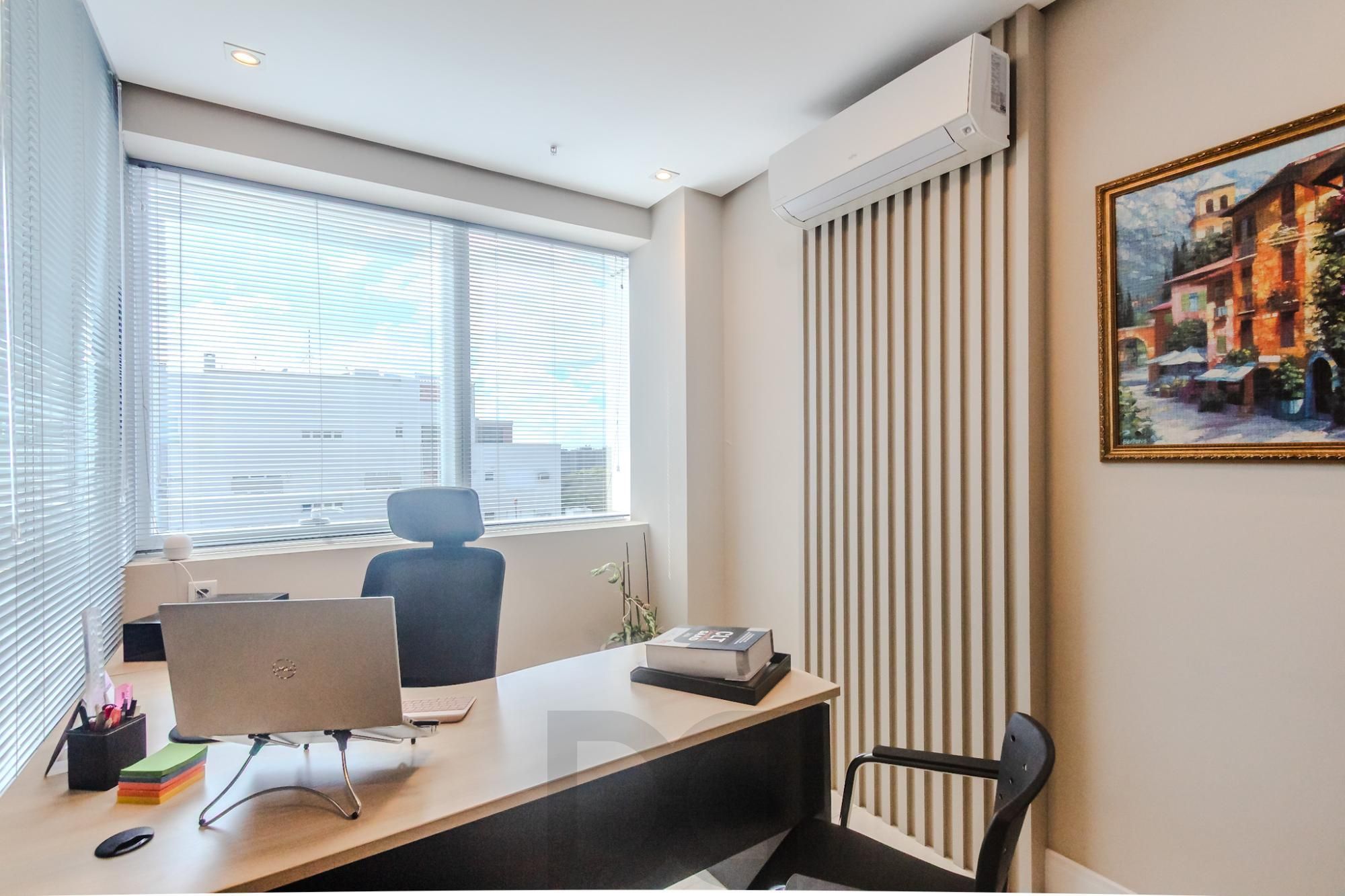 Sala comercial com 33m², localizada no bairro Mont Serrat em Porto Alegre/RS. — foto 10