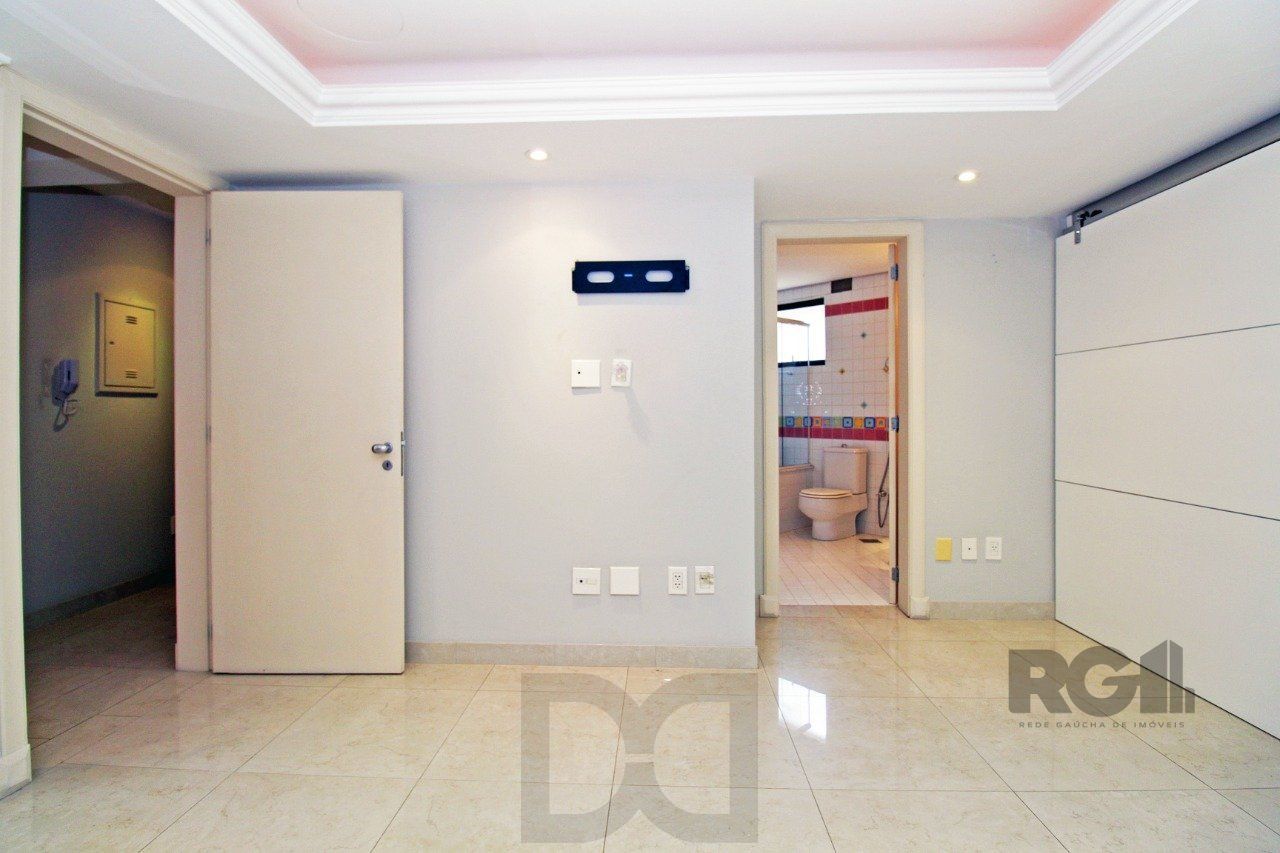 Apartamento com 4 suítes localizado no bairro Moinhos De Vento em Porto Alegre/RS. — foto 23