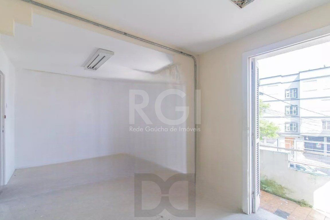 Vende casa 03 dormitórios, 275,22 m², bairro Azenha/Porto Alegre — foto 7