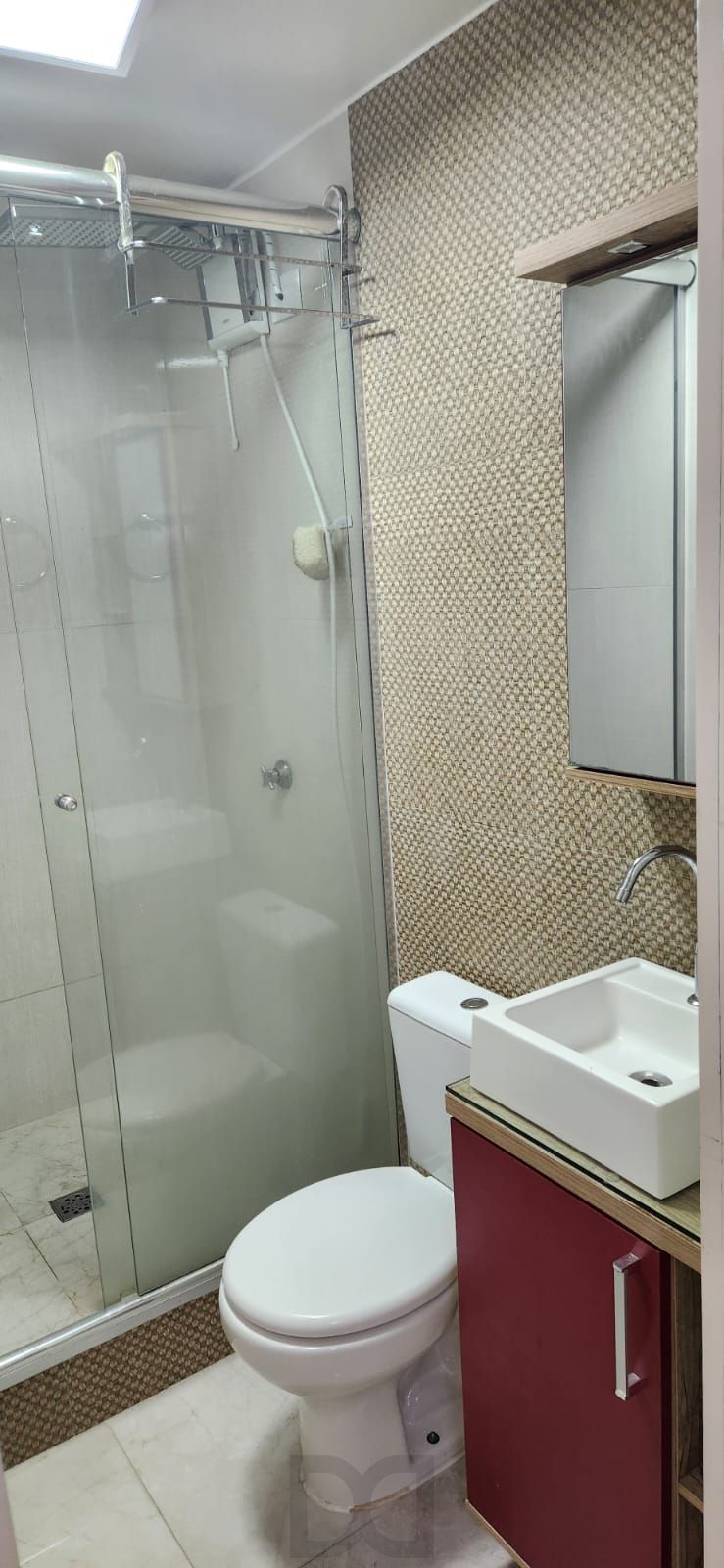 Casa com 67m², localizada no bairro Sarandi em Porto Alegre/RS. — foto 14