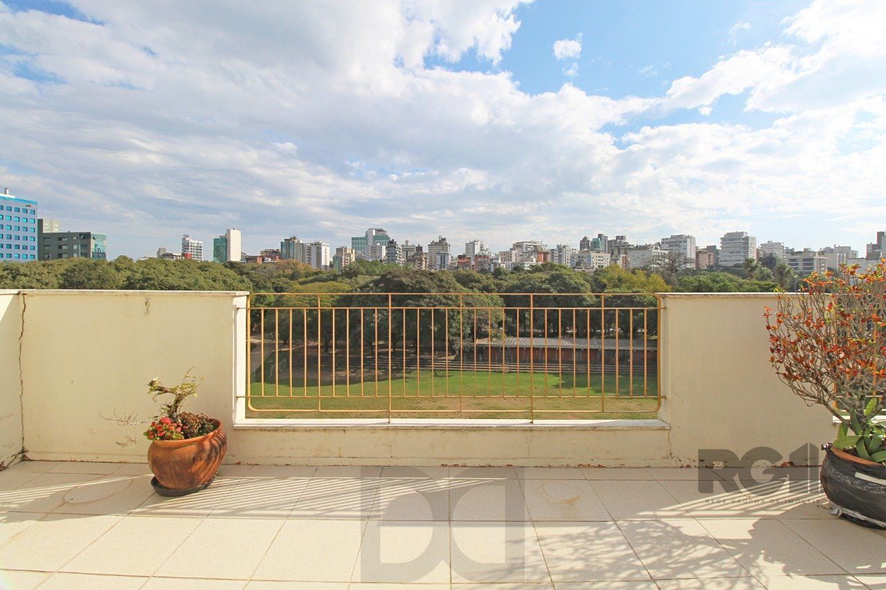 Cobertura com 422,00m² no bairro Moinhos de Vento em Porto Alegre/RS. — foto 40