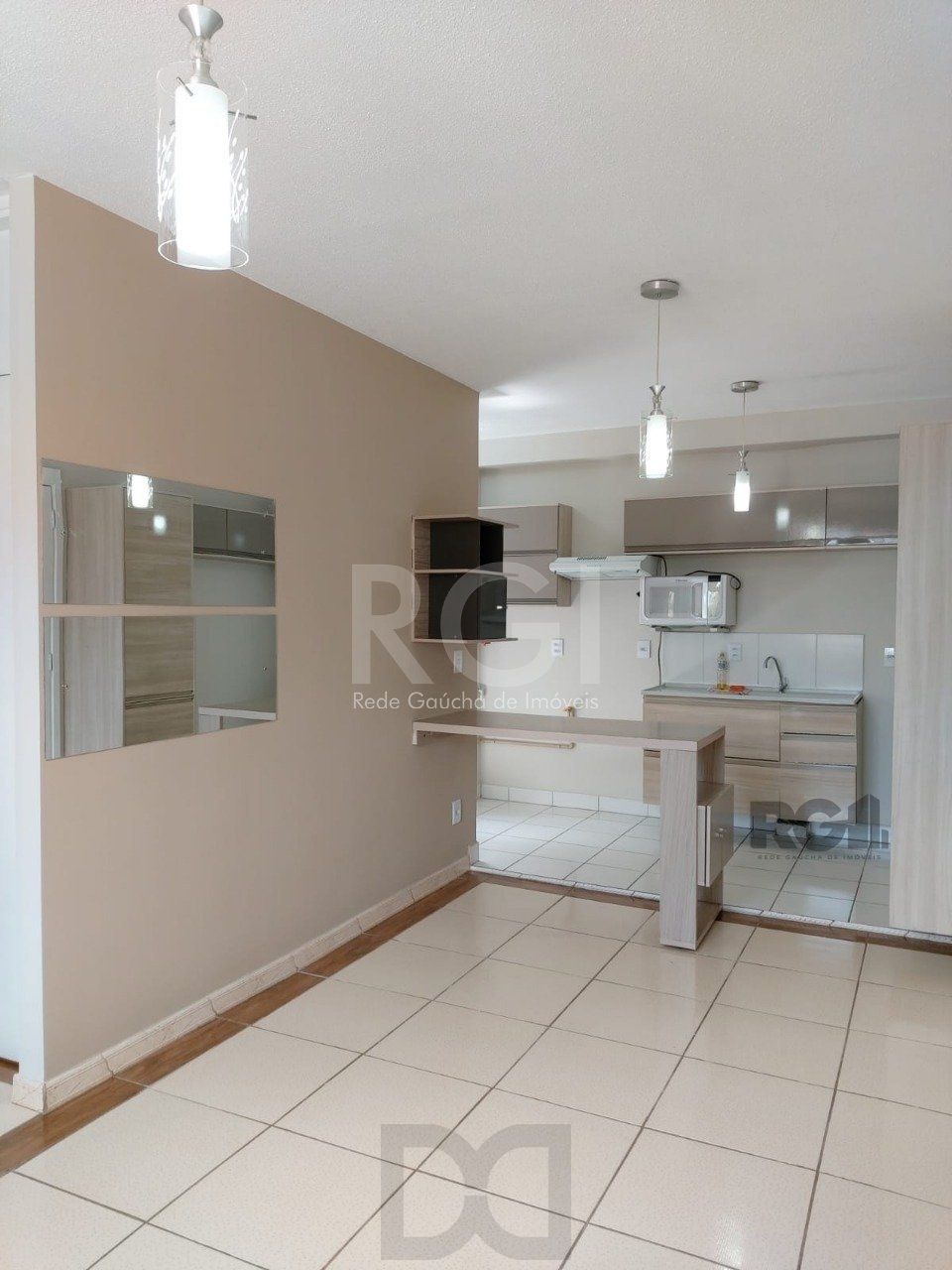 Apartamento com 01 dormitório, sala, cozinha, banheiro social, bem arejado,  ótima localização, próximo a UNIVERSIDADE DA FAPA. — foto 30