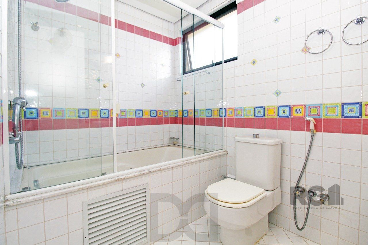 Apartamento com 4 suítes localizado no bairro Moinhos De Vento em Porto Alegre/RS. — foto 27