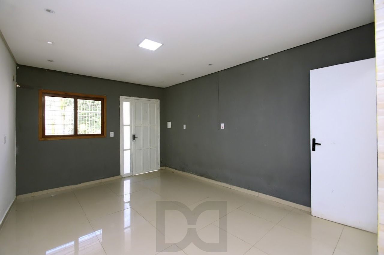 Casa com 65m², localizada no bairro Jardim Europa em Porto Alegre/RS. — foto 1
