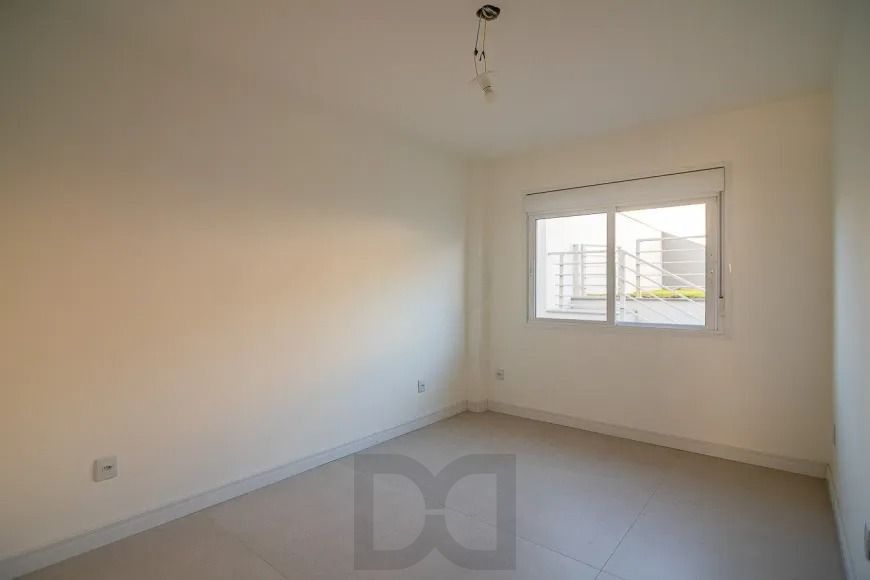 Casa com 120m², localizada no bairro Jardim Itu em Porto Alegre/RS. — foto 11