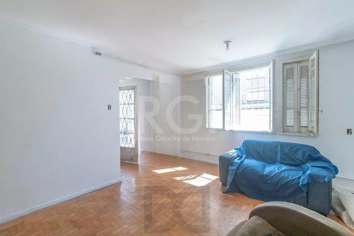 Vende casa 03 dormitórios, 275,22 m², bairro Azenha/Porto Alegre — foto 1