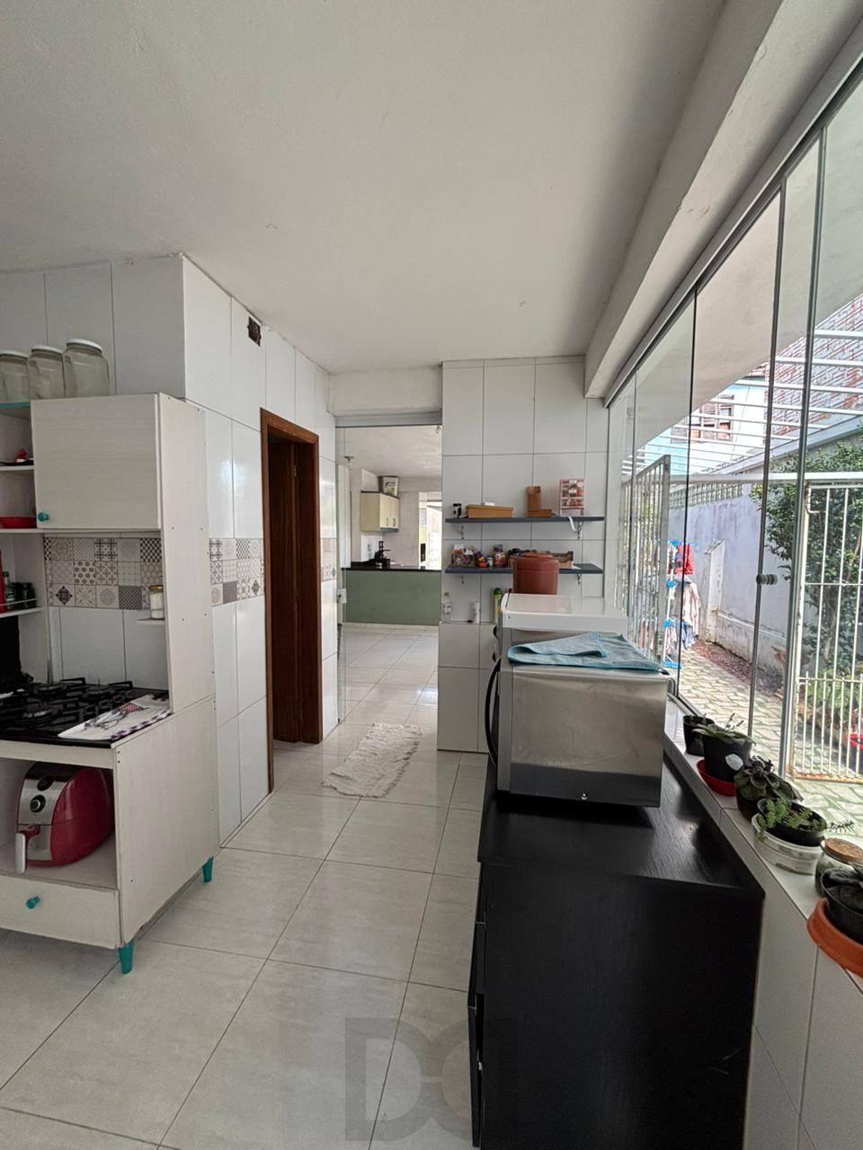 Casa com 177m², localizado no bairro Azenha em Porto Alegre/RS. — foto 11