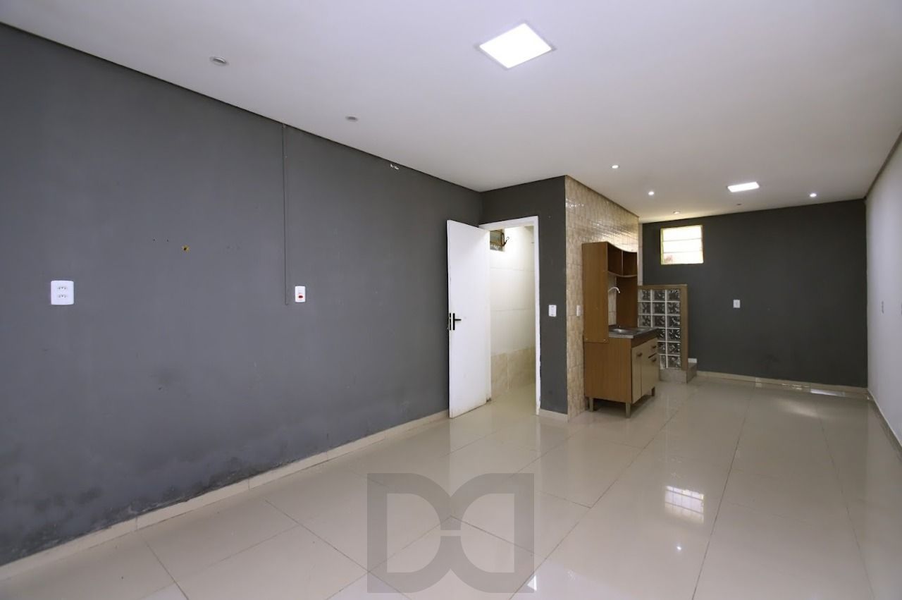 Casa com 65m², localizada no bairro Jardim Europa em Porto Alegre/RS. — foto 2