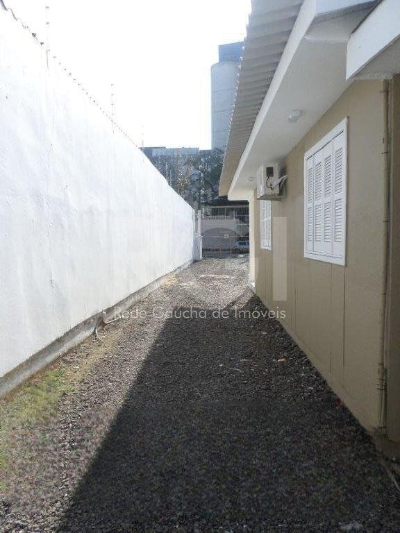 Casa Comercial com pavilhão de 294,03m² no bairro São Geraldo -Porto Alegre — foto 8