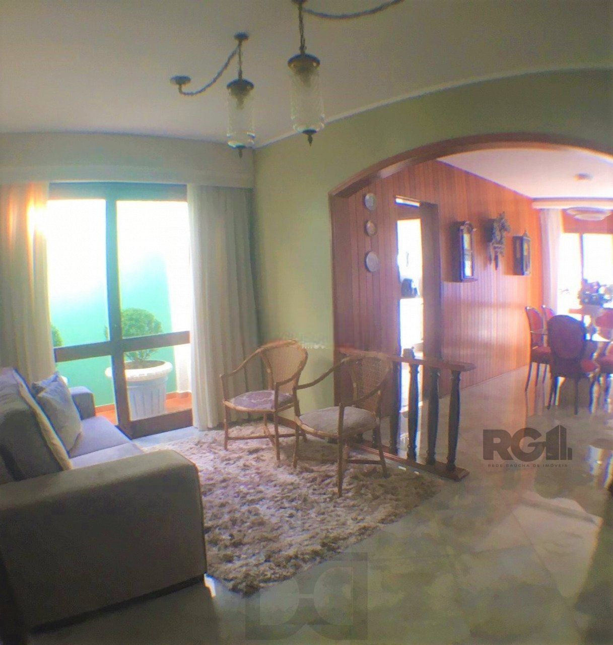 Casa com 3 dormitórios, localizada no bairro Jardim Itu em Porto Alegre/RS.  — foto 4