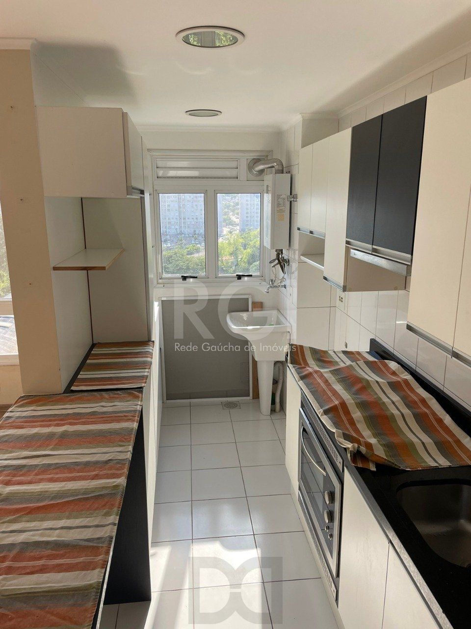 Apartamento com 2 dormitórios, localizado no bairro Morro Santana em Porto Alegre/RS. — foto 10
