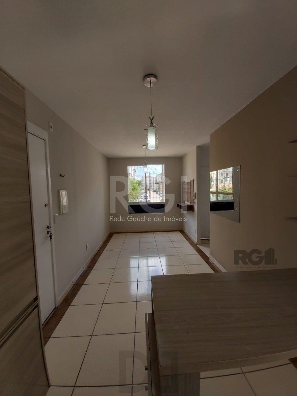 Apartamento com 01 dormitório, sala, cozinha, banheiro social, bem arejado,  ótima localização, próximo a UNIVERSIDADE DA FAPA. — foto 16