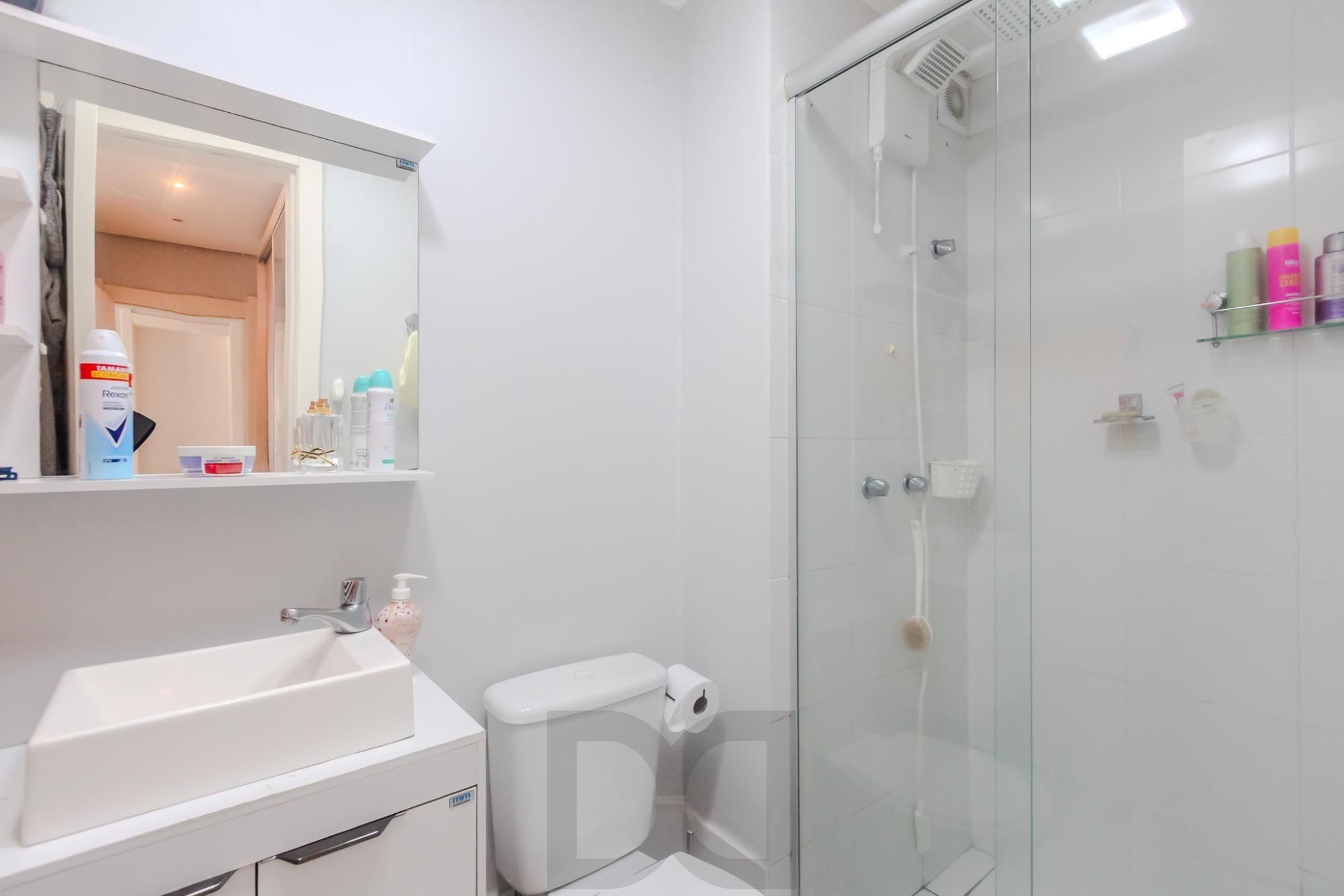 Apartamento com 72m², localizado no bairro Jardim Carvalho em Porto Alegre/RS. — foto 17