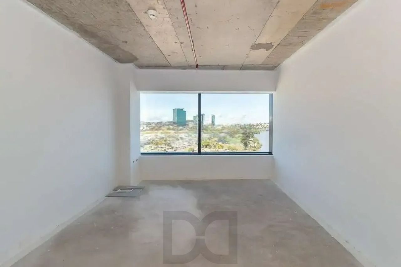 Sala com 33m², localizada no bairro Praia de Belas em Porto Alegre/RS. — foto 5