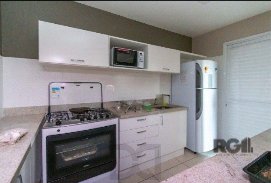 Apartamento com 75m² privativos, 3 dormitórios sendo 1 suíte, living dois ambientes, imóvel arejado e iluminado. — foto 17