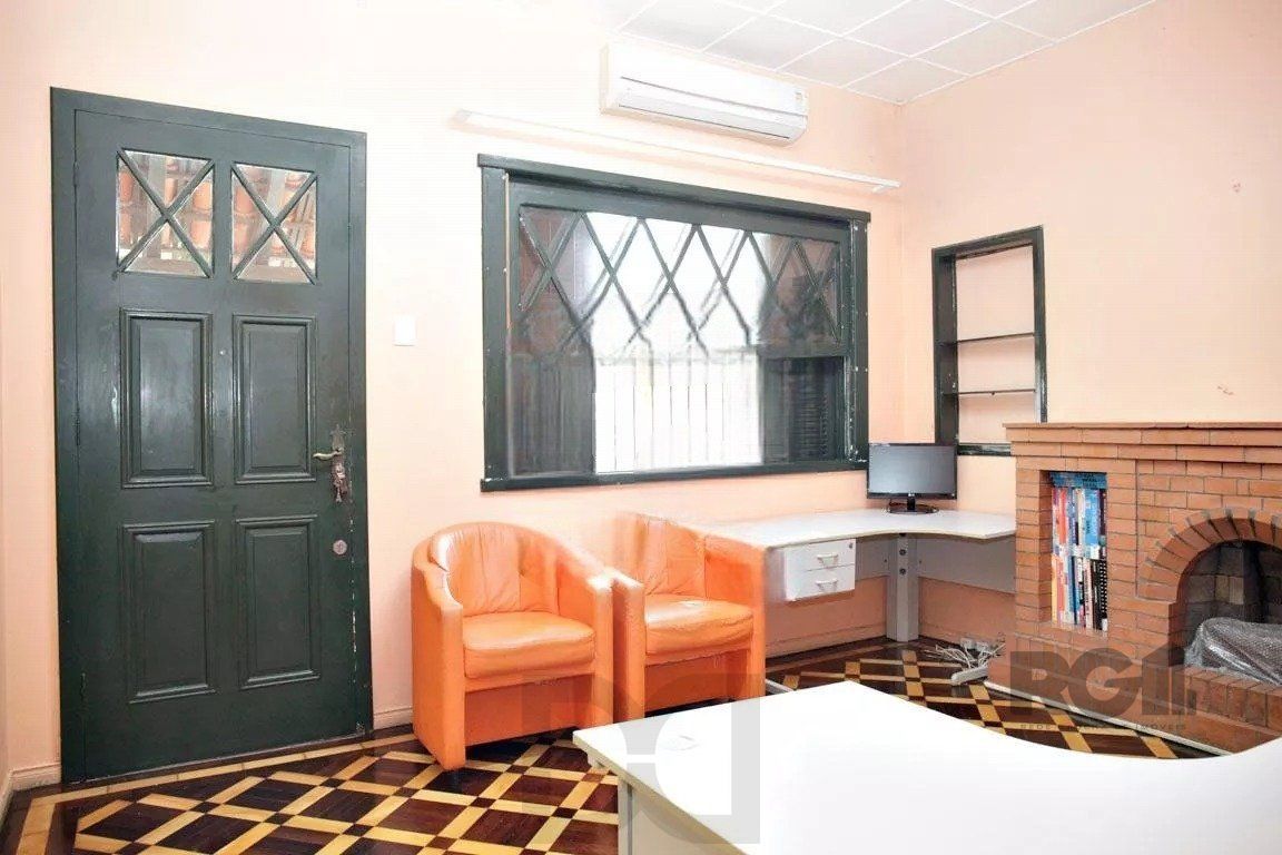 Casa 04 dormitórios, 01suíte, locação,234m² privativos, Petrópolis/Porto Alegre — foto 2