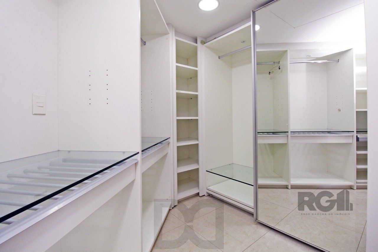 Apartamento com 4 suítes localizado no bairro Moinhos De Vento em Porto Alegre/RS. — foto 9