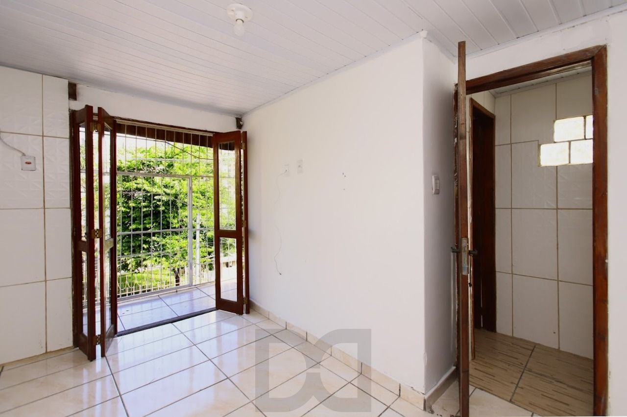 Casa com 65m², localizada no bairro Jardim Europa em Porto Alegre/RS. — foto 13