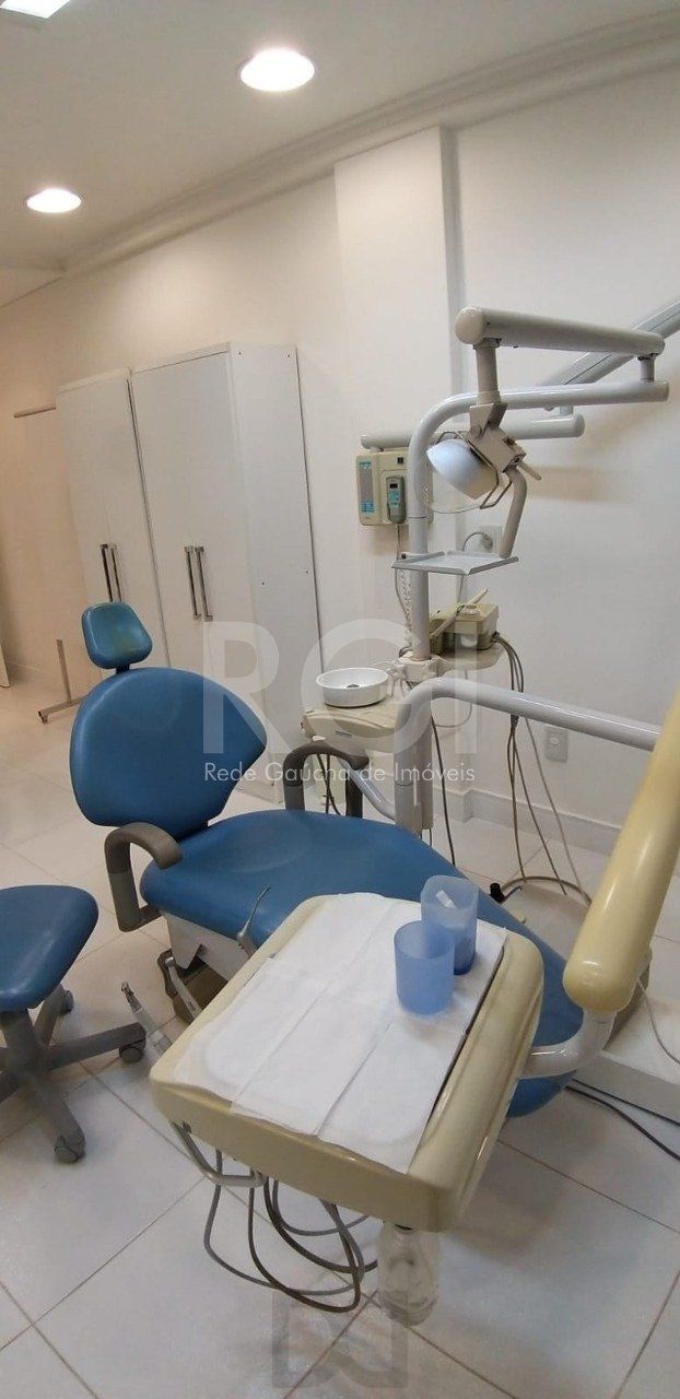 Sala comercial com 40m² privativos localizado no bairro Petrópolis em Porto Alegre/RS. — foto 10