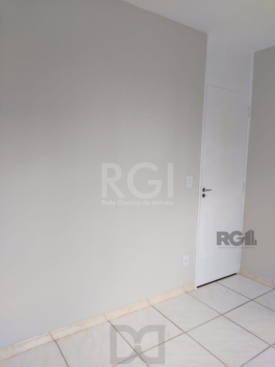 Apartamento com 01 dormitório, sala, cozinha, banheiro social, bem arejado,  ótima localização, próximo a UNIVERSIDADE DA FAPA. — foto 24