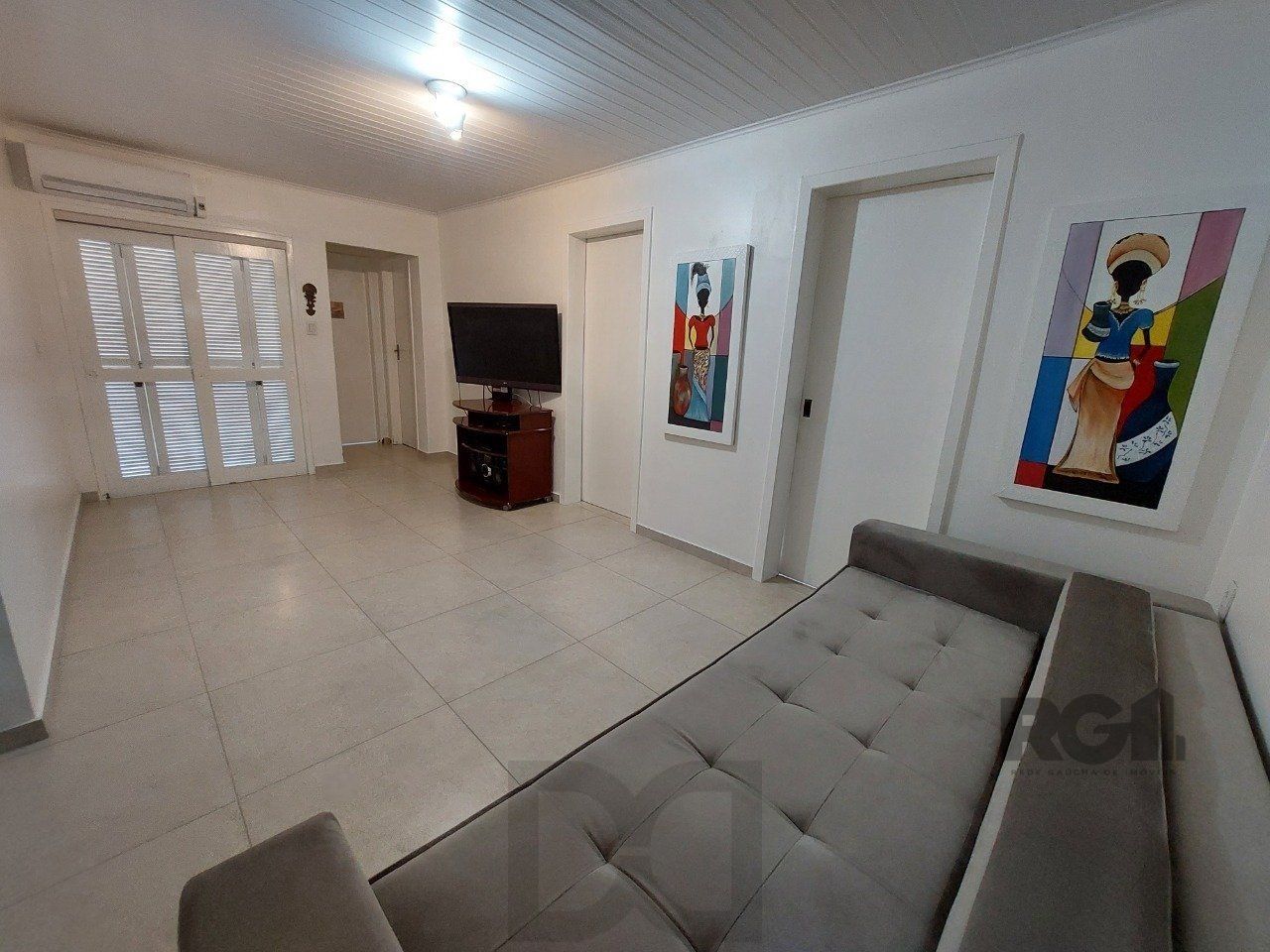Casa com 3 quartos, no Bairro Ipanema - Porto Alegre/RS. — foto 1