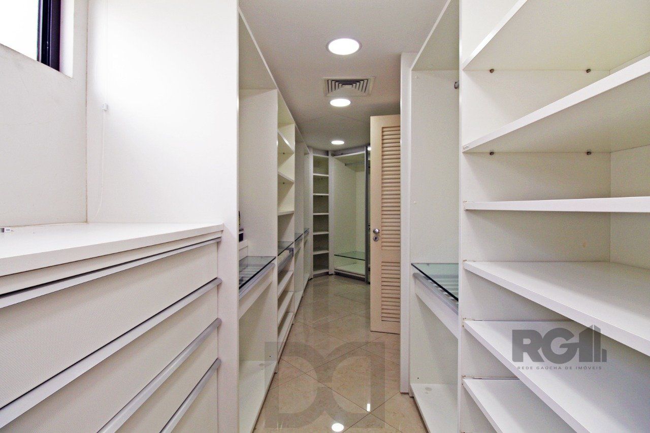 Apartamento com 4 suítes localizado no bairro Moinhos De Vento em Porto Alegre/RS. — foto 15