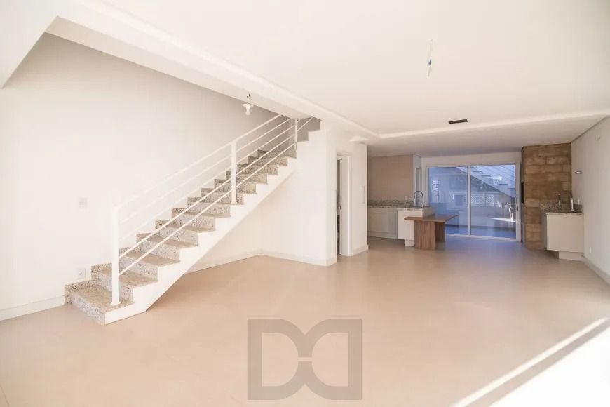 Casa com 120m², localizada no bairro Jardim Itu em Porto Alegre/RS. — foto 2