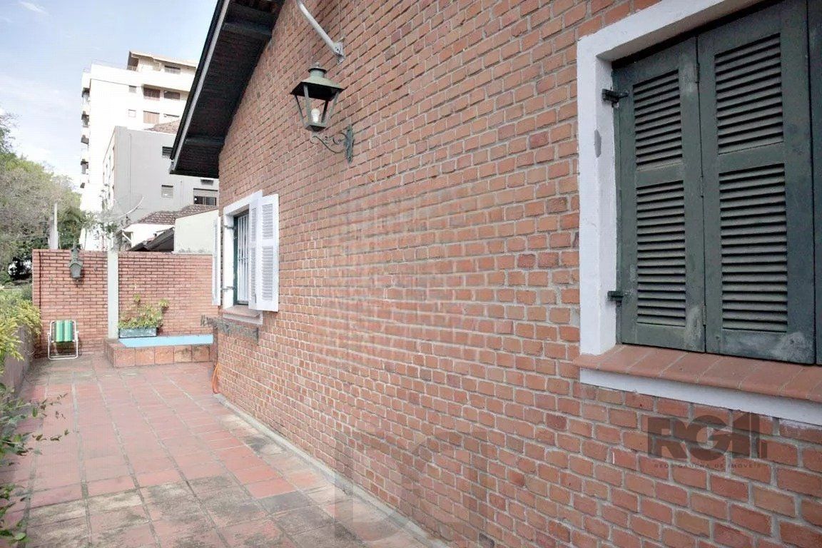 Casa 04 dormitórios, 01suíte, locação,234m² privativos, Petrópolis/Porto Alegre — foto 48