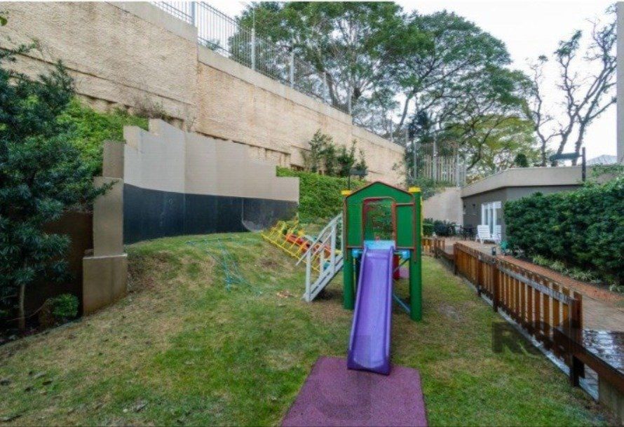 Apartamento com 75m² privativos, 3 dormitórios sendo 1 suíte, living dois ambientes, imóvel arejado e iluminado. — foto 25