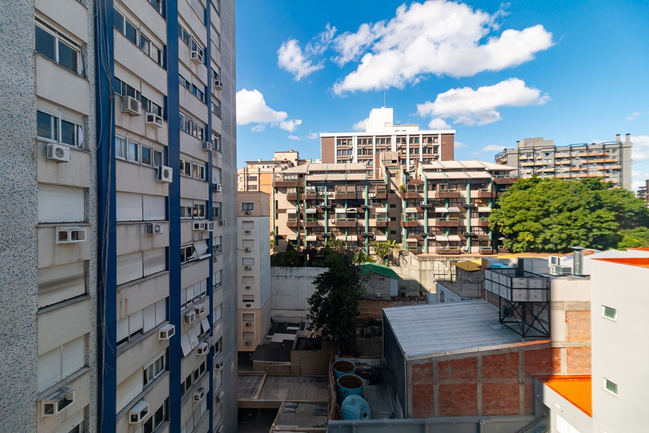 Apartamento com 47m², localizado no bairro Independencia em Porto Alegre/RS. — foto 37