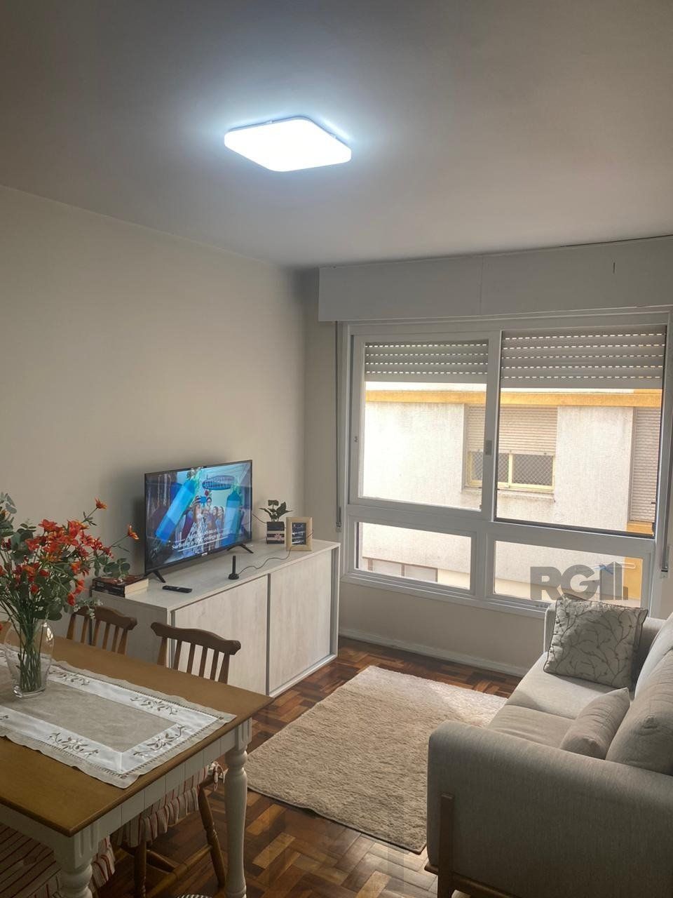 Vende-se apartamento impecável de 2 dormitórios — foto 13