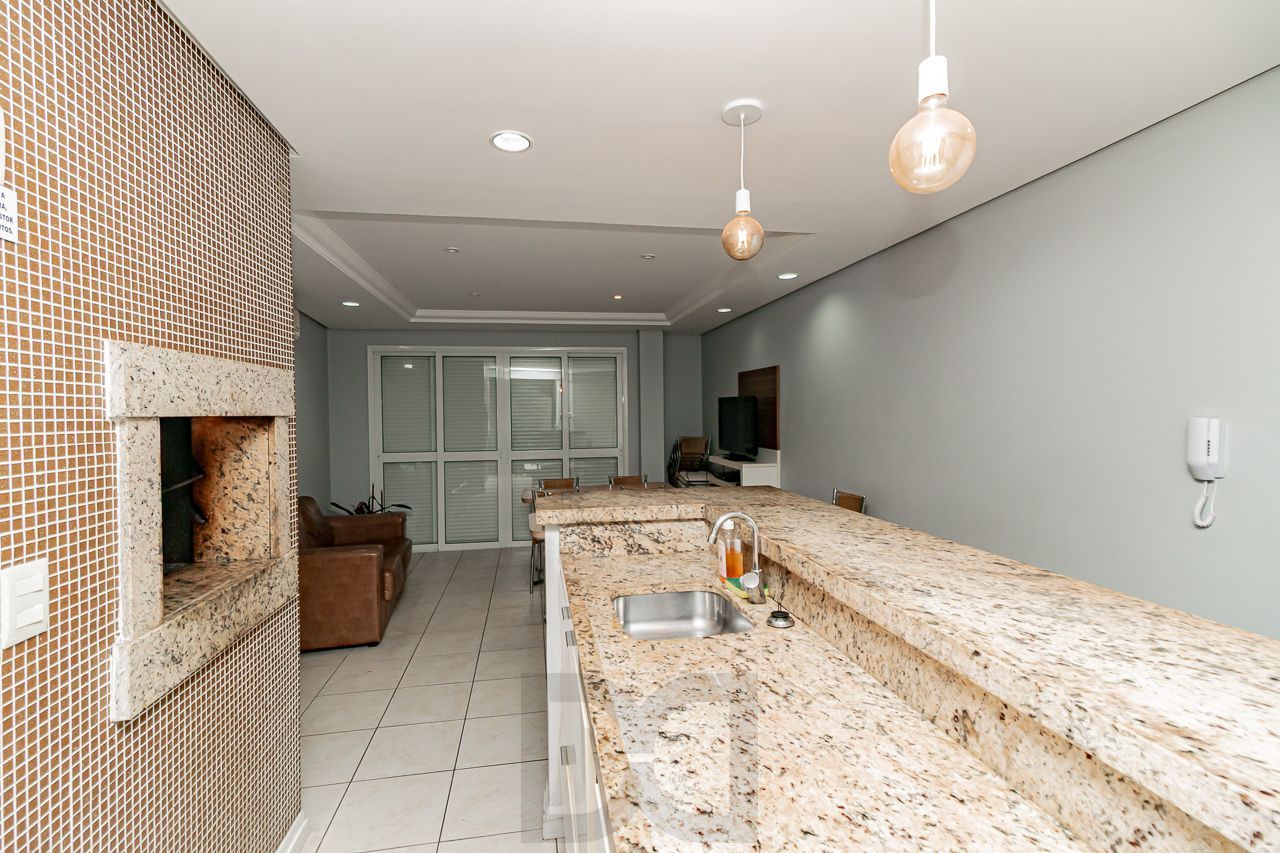 Apartamento com 47m², localizado no bairro Independencia em Porto Alegre/RS. — foto 26