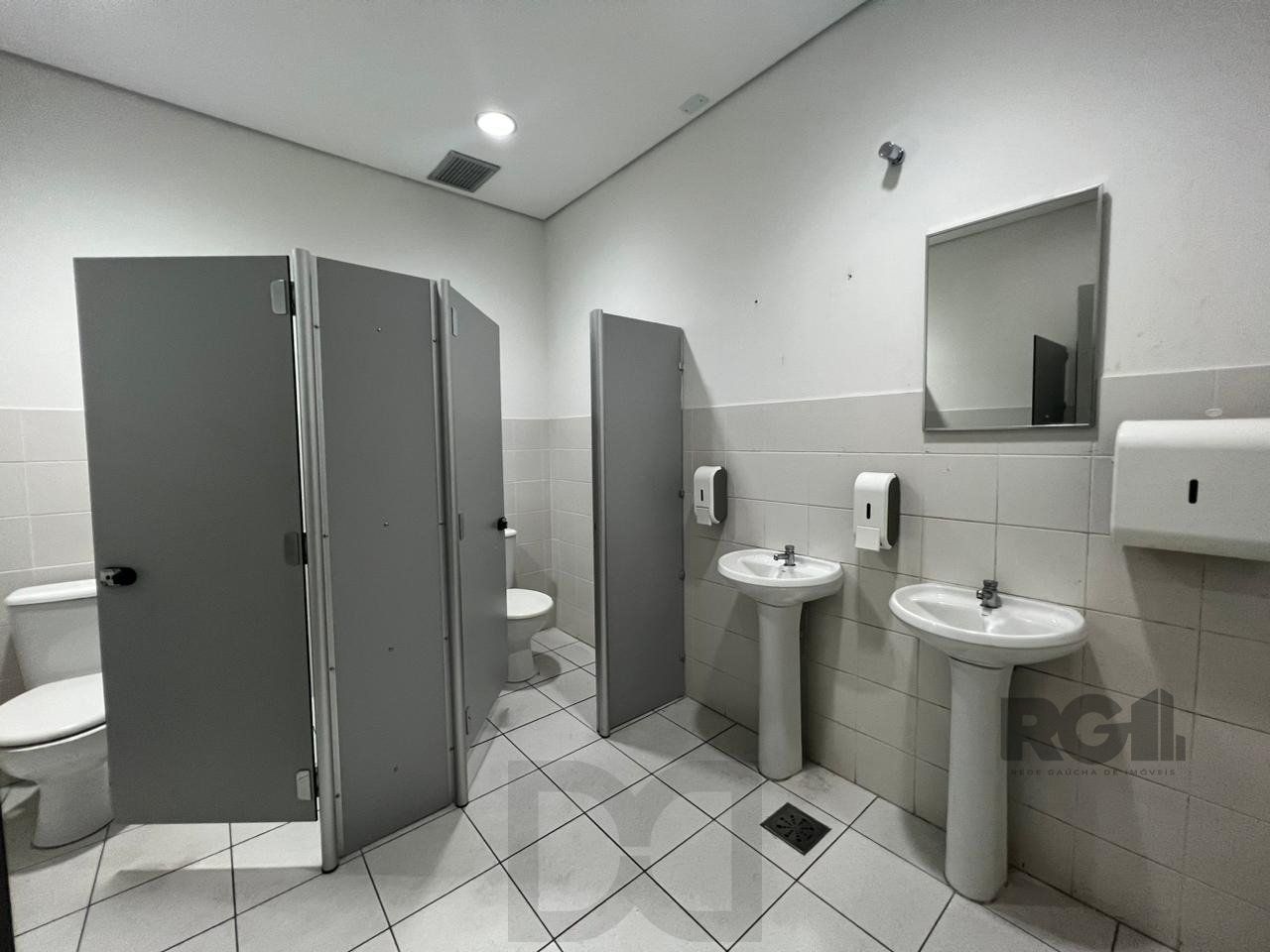 Loja para Venda - 450m², 0 dormitórios, 1 vaga - Petrópolis — foto 17