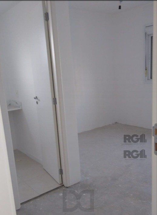 Apartamento com 75m² privativos, 3 dormitórios sendo 1 suíte, living dois ambientes, imóvel arejado e iluminado. — foto 9