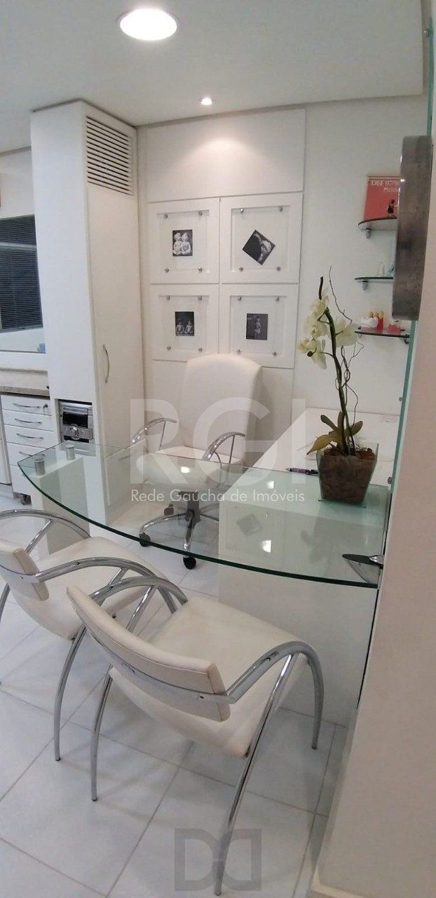 Sala comercial com 40m² privativos localizado no bairro Petrópolis em Porto Alegre/RS. — foto 13