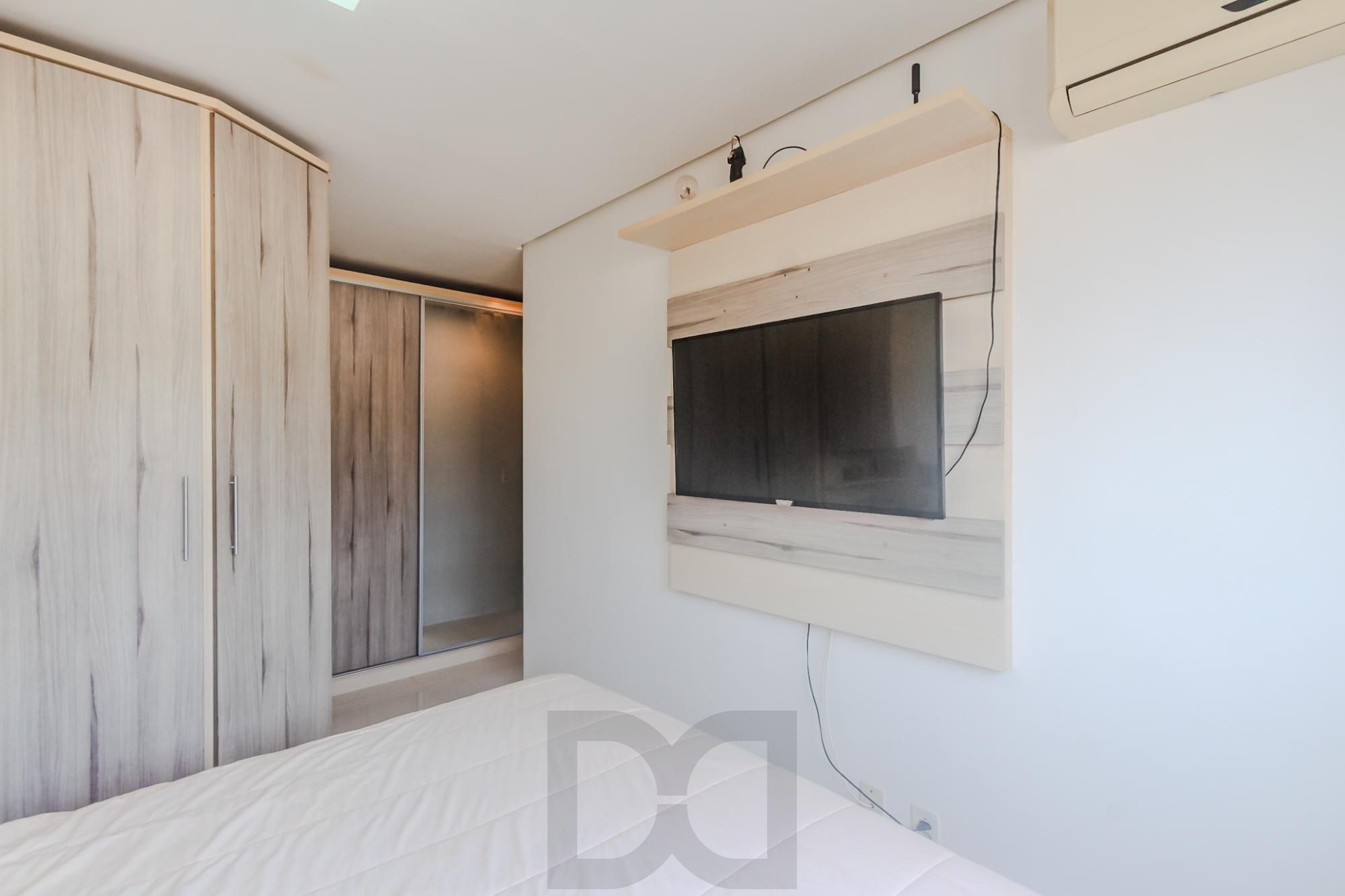 Apartamento com 72m², localizado no bairro Jardim Carvalho em Porto Alegre/RS. — foto 11