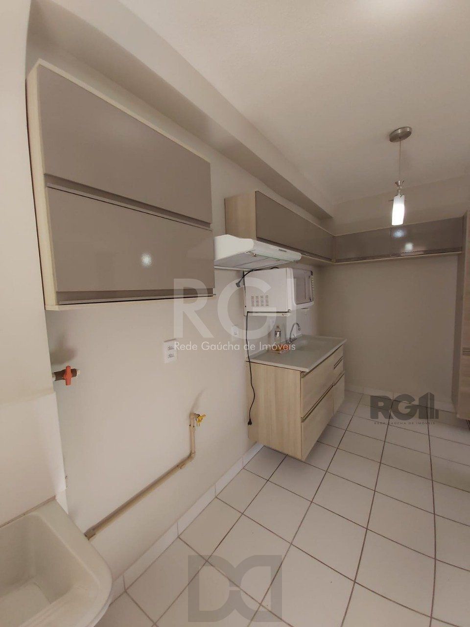 Apartamento com 01 dormitório, sala, cozinha, banheiro social, bem arejado,  ótima localização, próximo a UNIVERSIDADE DA FAPA. — foto 13