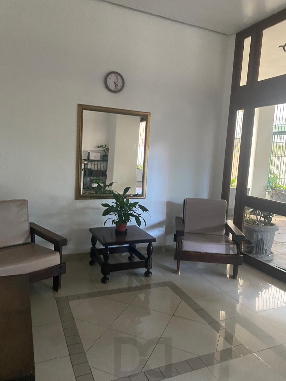 Vende-se apartamento impecável de 2 dormitórios — foto 7