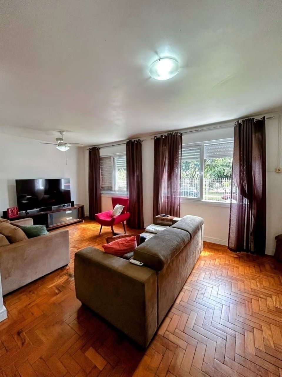 Casa com 170m², localizada no bairro Vila Ipiranga em Porto Alegre/RS. — foto 4
