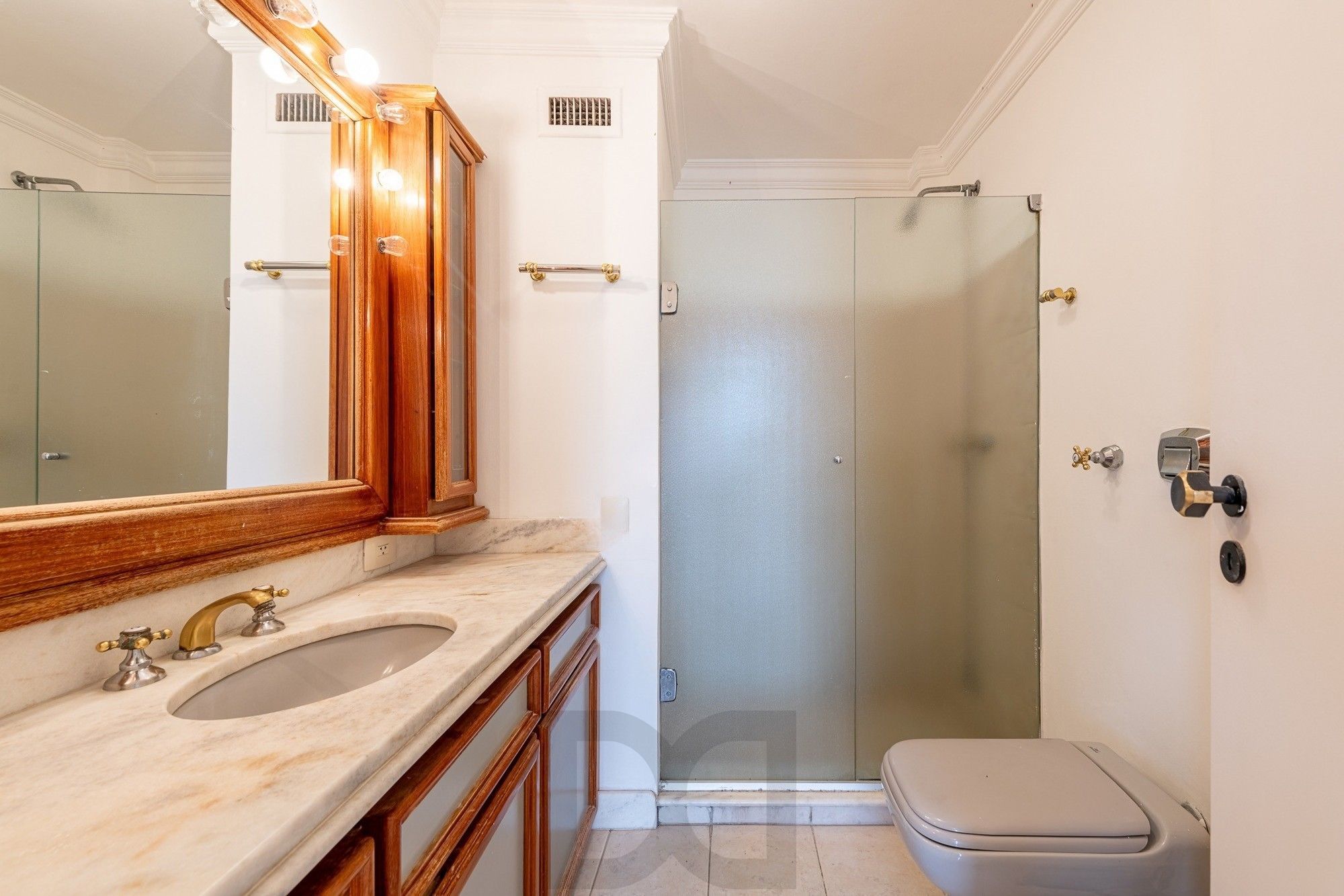 Apartamento 3 dormitórios com suíte à venda no Três Figueiras — foto 13