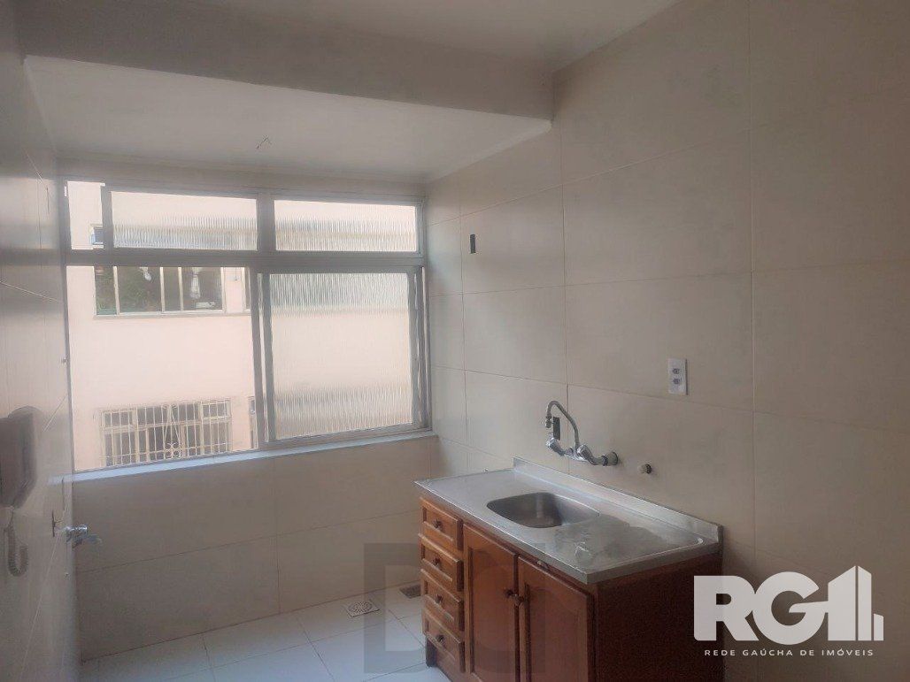 Apartamento reformado com 2 dormitórios 55m² privativos, com vaga no bairro Leopoldina — foto 14
